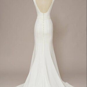 COPY - White Mermaid Square Neck Sweep Train Satin Wedding Dress Sz 2